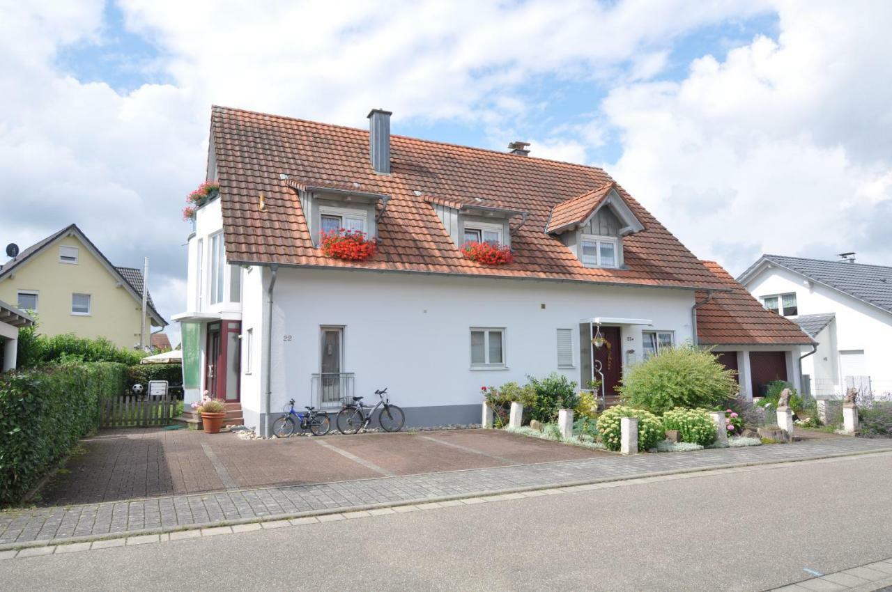 Double Two Lodge Kappel-Grafenhausen Eksteriør bilde